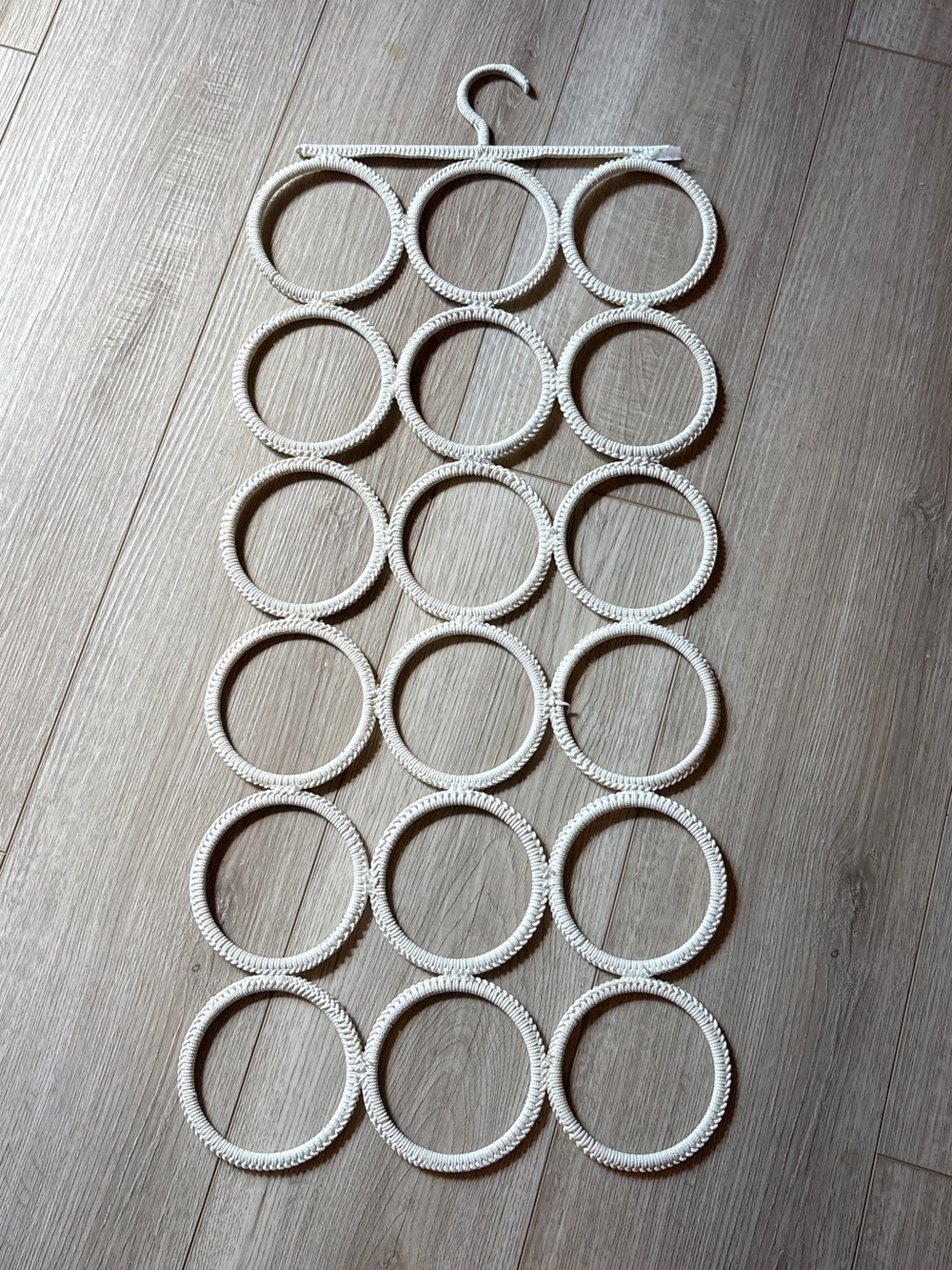 IKEA White Multi-Ring Scarf Organizer Hanger